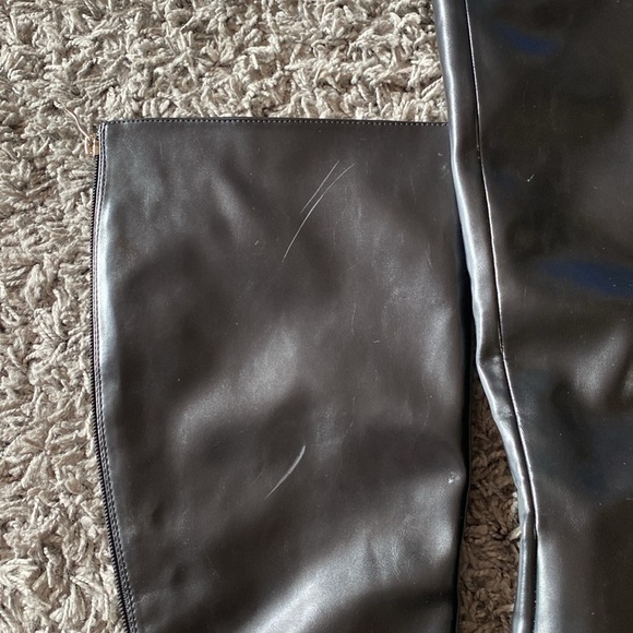 NWOT Princess Polly Keeley Block Heel Square Toe Boots Matte Black Size 10 - Picture 6 of 16